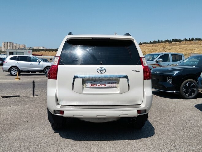 Toyota Land Cruiser Prado 2012, 175,500 km - 2.7 л - Bakı
