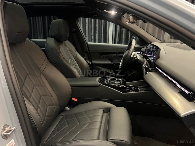 BMW 530e 2024, 27,000 km - 2.0 l - Bakı