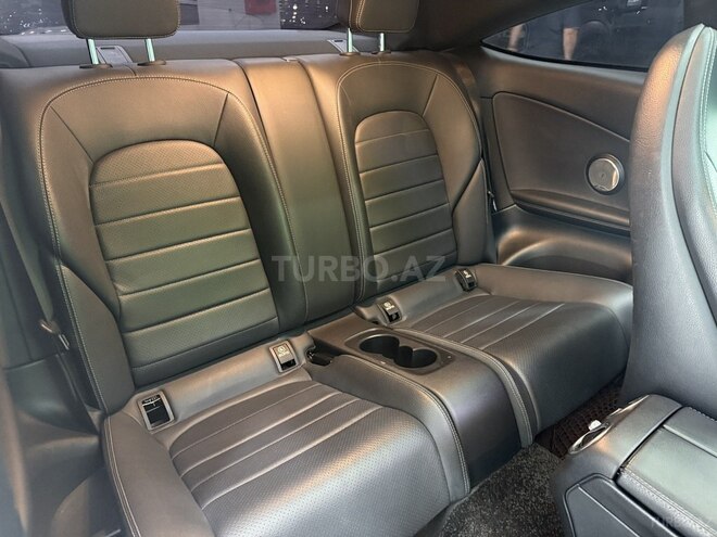 Mercedes C 300 2019, 124,800 km - 2.0 l - Bakı