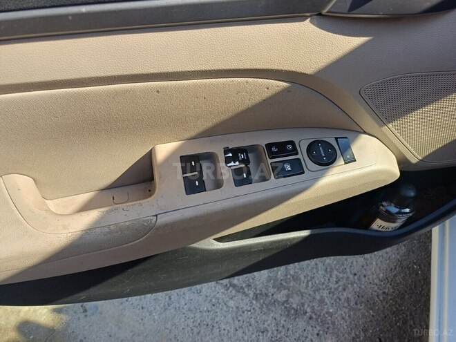 Hyundai Elantra 2017, 295,000 km - 2.0 l - Bakı