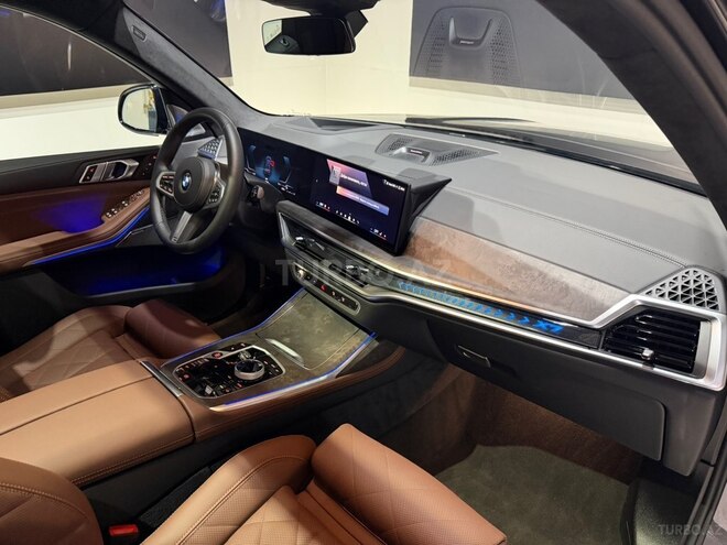 BMW X7 2025, 2,850 km - 3.0 л - Bakı