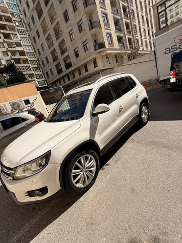 Volkswagen Tiguan 2013, 167,785 km - 2.0 l - Bakı
