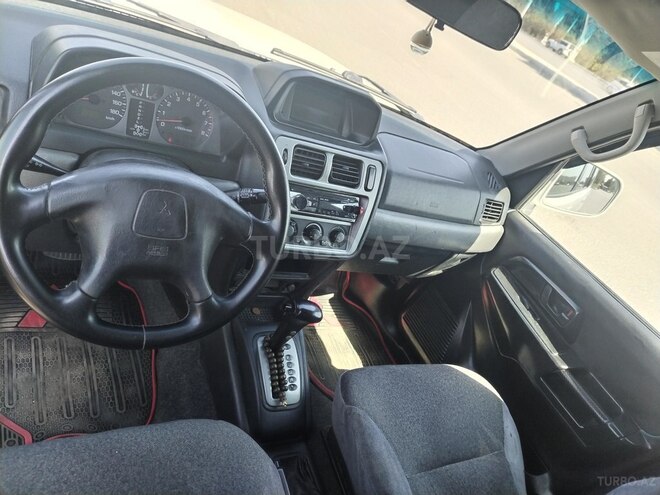 Mitsubishi Pajero io 2000, 274,433 km - 2.0 л - Gəncə
