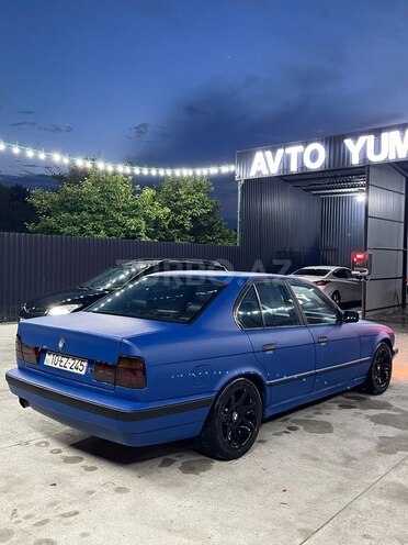 BMW 525 1988, 555,500 km - 2.5 l - Balakən