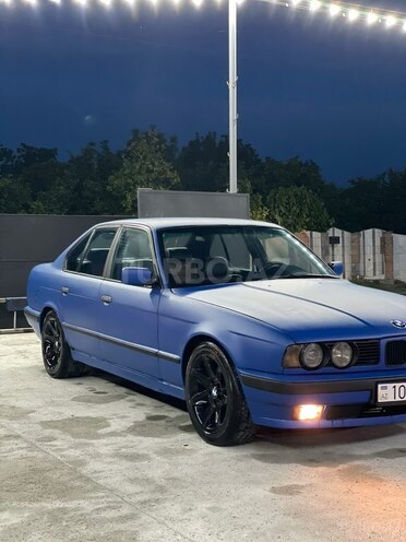 BMW 525 1988, 555,500 km - 2.5 l - Balakən