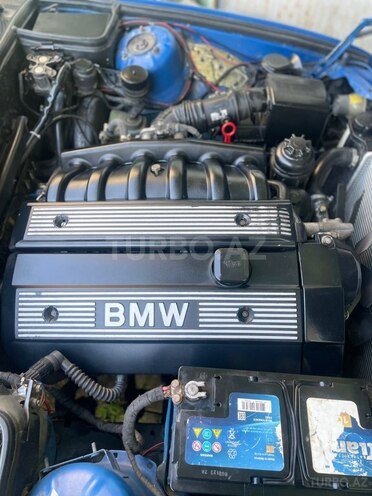 BMW 525 1988, 555,500 km - 2.5 l - Balakən