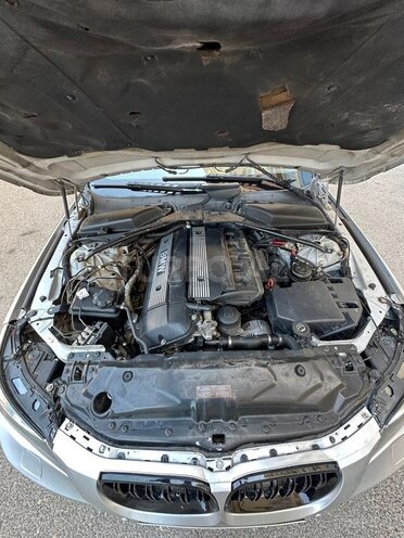 BMW 525 2004, 277,000 km - 2.5 l - Bakı