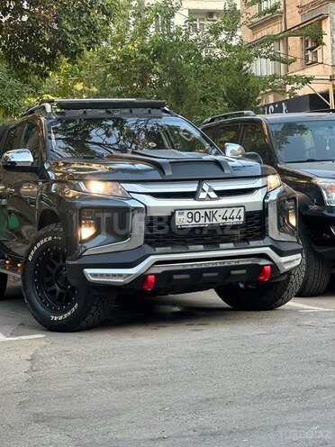 Mitsubishi L200 2020, 279,000 km - 2.4 l - Bakı