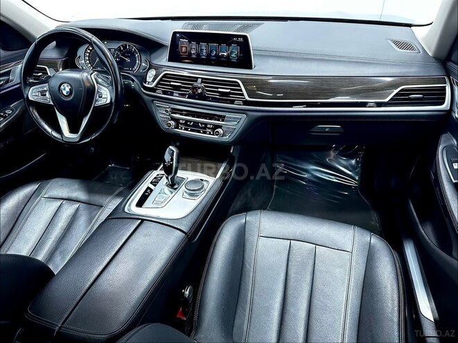 BMW 740 2016, 120,000 km - 3.0 l - Naxçıvan