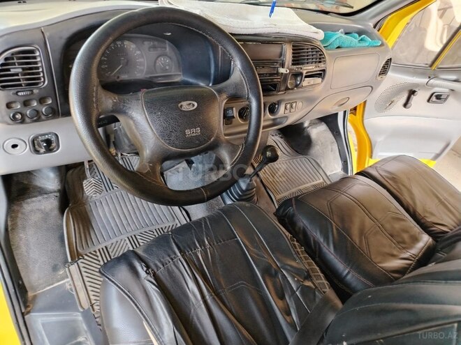 Ford Transit 1998, 682,819 km - 2.5 l - Saatlı