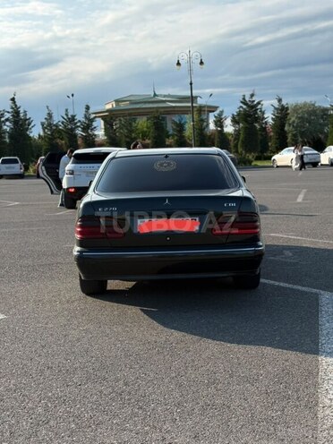 Mercedes E 270 2000, 454,300 km - 2.7 л - Bakı