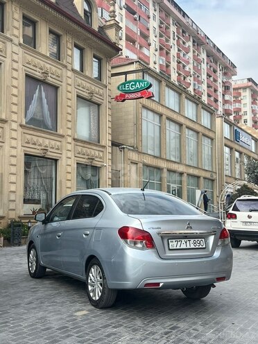 Mitsubishi Attrage 2018, 100,609 km - 1.2 l - Bakı