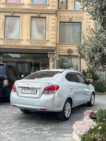 Mitsubishi Attrage 2018, 100,609 km - 1.2 l - Bakı