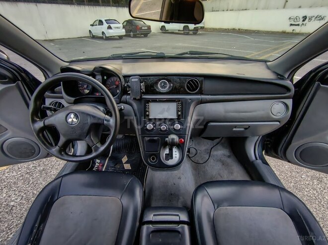 Mitsubishi Airtrek 2002, 257,834 km - 2.0 l - Sumqayıt