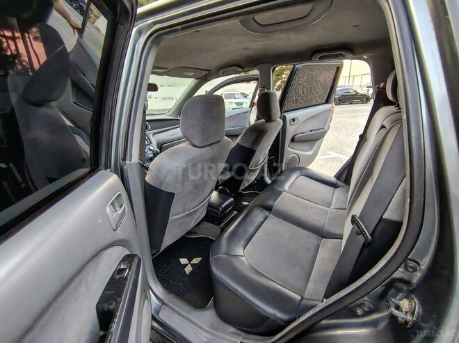 Mitsubishi Airtrek 2002, 257,834 km - 2.0 l - Sumqayıt