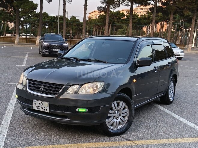 Mitsubishi Airtrek 2002, 257,834 km - 2.0 l - Sumqayıt