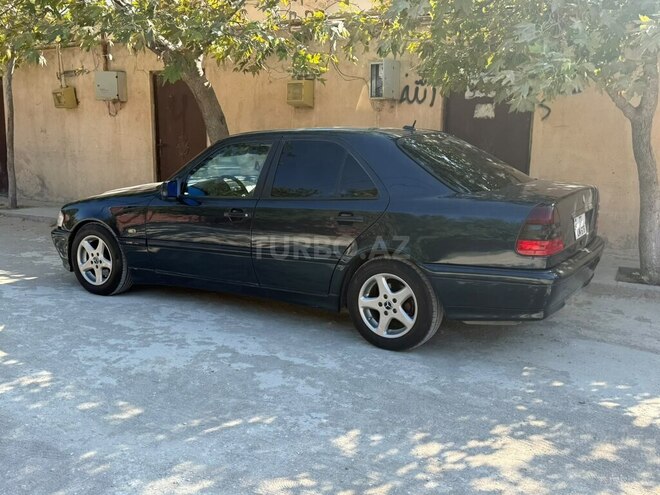 Mercedes C 220 2000, 305,500 km - 2.2 l - Bakı