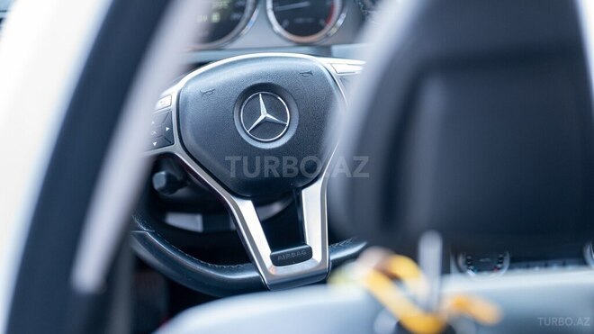 Mercedes C 250 2010, 214,000 km - 2.2 l - Bakı
