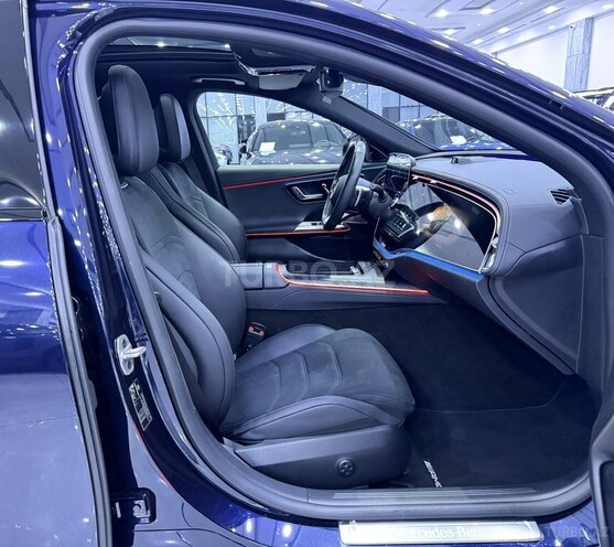 Mercedes E 300 e 2024, 28,100 km - 2.0 l - Bakı