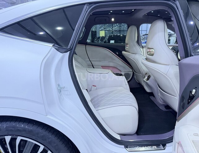 Avatr 11 2025, 12,000 km - 0.0 l - Bakı