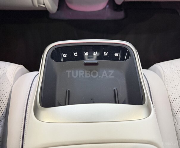 Avatr 11 2025, 12,000 km - 0.0 l - Bakı