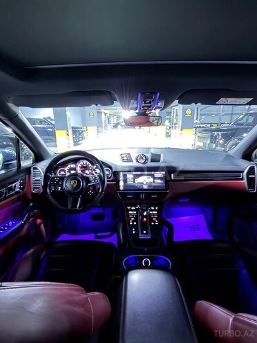 Porsche Cayenne 2019, 107,000 km - 3.0 l - Bakı