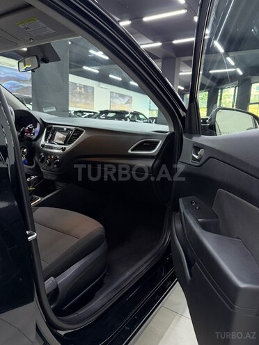 Hyundai Accent 2020, 142,329 km - 1.6 л - Bakı
