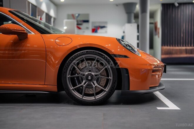 Porsche  2026, 0 km - 4.0 l - Bakı