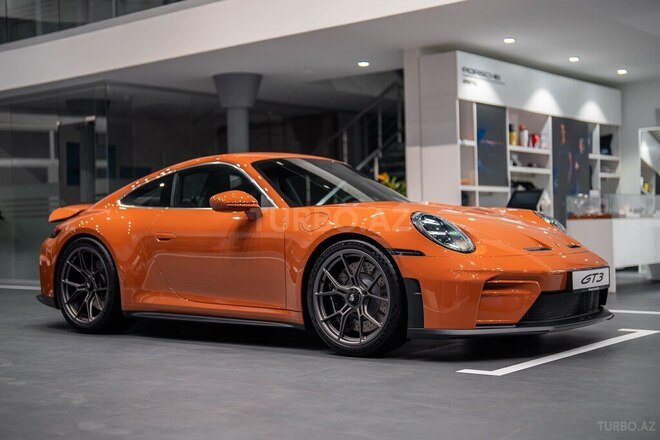 Porsche  2026, 0 km - 4.0 l - Bakı