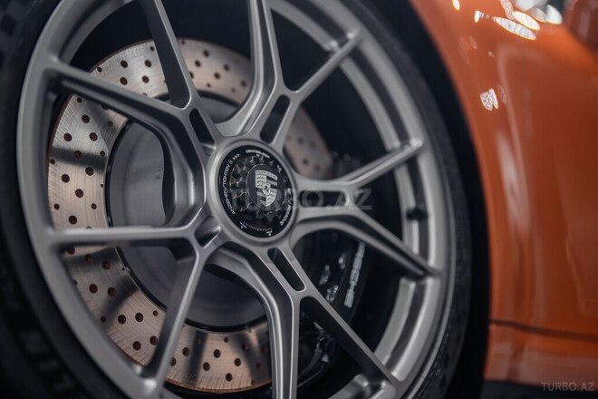 Porsche  2026, 0 km - 4.0 l - Bakı