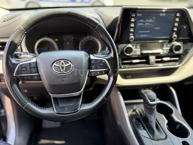 Toyota Highlander 2022, 100,010 km - 2.5 l - Bakı