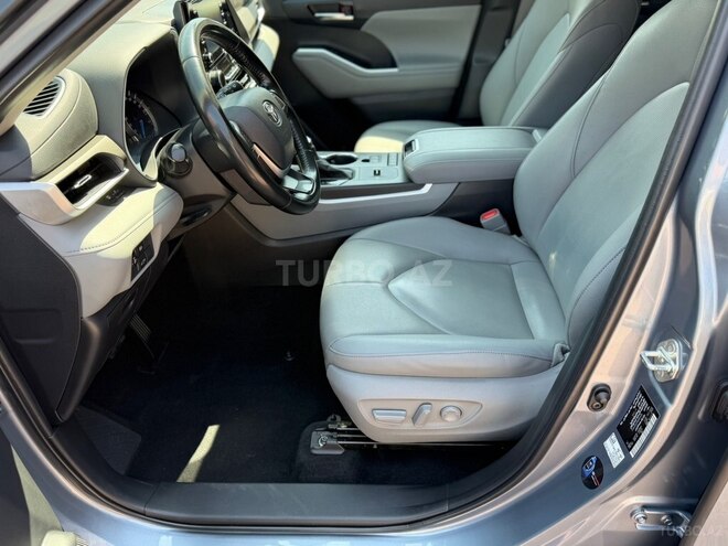 Toyota Highlander 2022, 100,010 km - 2.5 l - Bakı