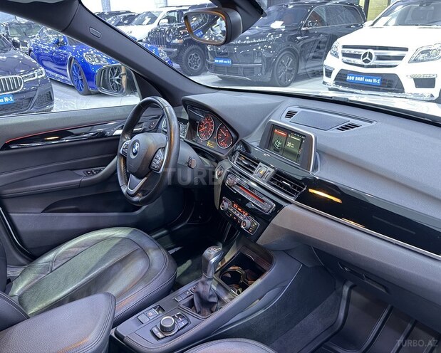 BMW X1 2017, 71,900 km - 2.0 л - Bakı