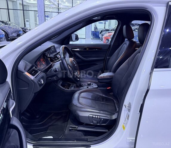 BMW X1 2017, 71,900 km - 2.0 л - Bakı