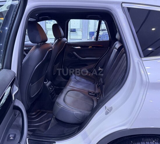 BMW X1 2017, 71,900 km - 2.0 л - Bakı