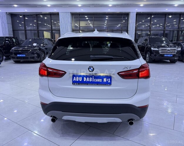 BMW X1 2017, 71,900 km - 2.0 л - Bakı