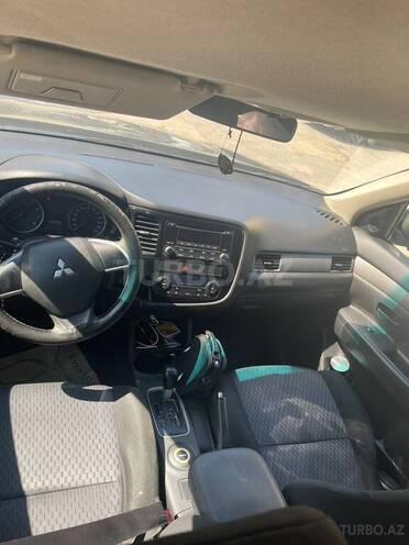 Mitsubishi Outlander 2014, 353,000 km - 2.4 l - Bakı