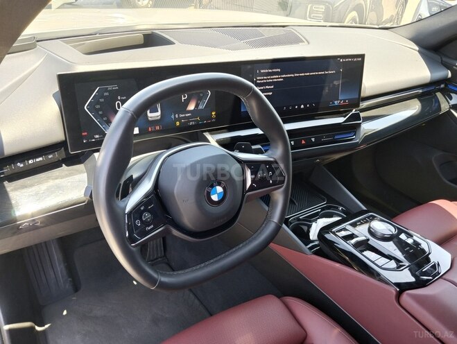 BMW 530 2023, 21,600 km - 2.0 л - Bakı