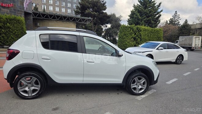 Renault Sandero Stepway 2021, 159,500 km - 1.6 l - Bakı