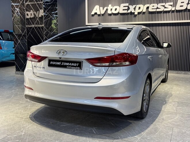 Hyundai Elantra 2016, 108,000 km - 2.0 л - Bakı