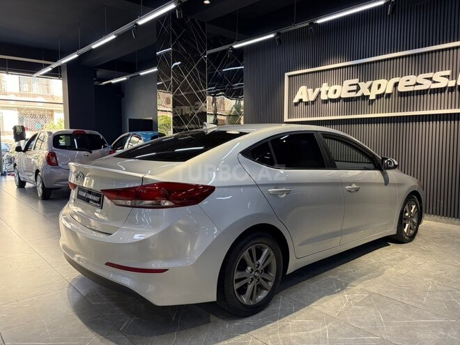 Hyundai Elantra 2016, 108,000 km - 2.0 л - Bakı