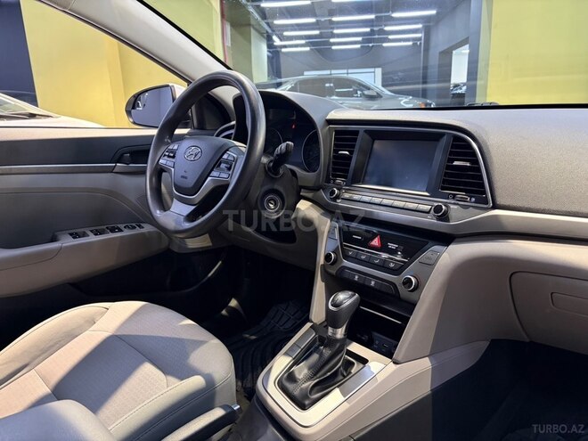 Hyundai Elantra 2016, 108,000 km - 2.0 л - Bakı