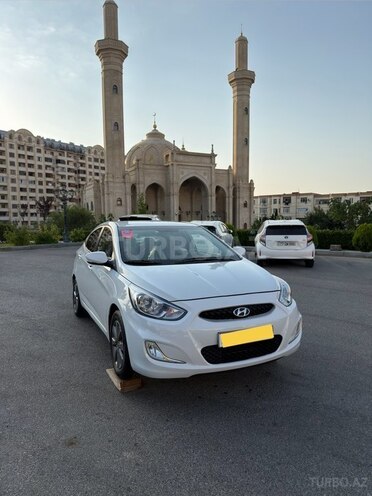 Hyundai Accent 2017, 130,000 km - 1.4 l - Bakı