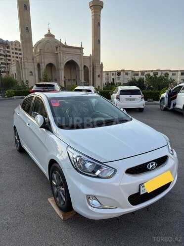 Hyundai Accent 2017, 130,000 km - 1.4 l - Bakı