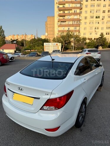 Hyundai Accent 2017, 130,000 km - 1.4 l - Bakı