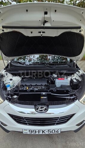 Hyundai ix35 2013, 180,000 km - 2.0 l - Astara