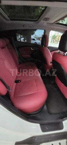 Hyundai ix35 2013, 180,000 km - 2.0 l - Astara