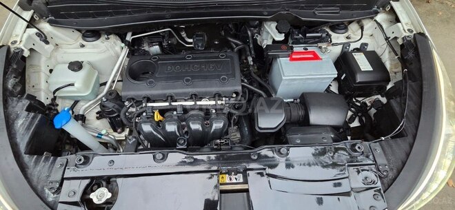 Hyundai ix35 2013, 180,000 km - 2.0 l - Astara
