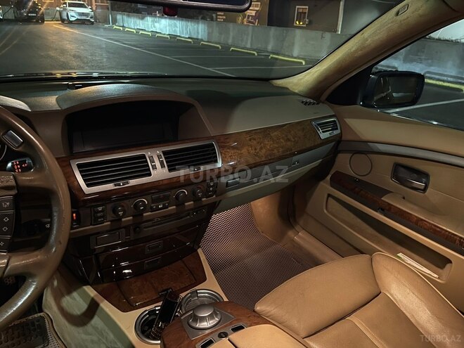 BMW 745 2002, 217,000 km - 4.4 л - Bakı