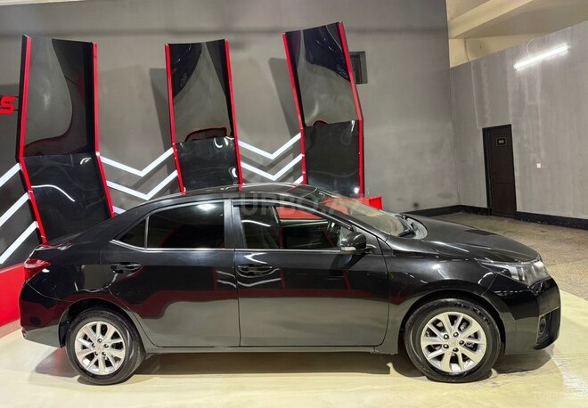 Toyota Corolla 2014, 233,055 km - 1.6 l - Sumqayıt